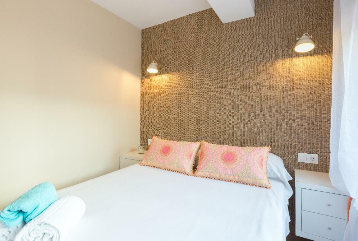 Cozy Loft Near The Beach Торемолинос Екстериор снимка